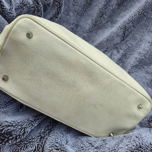 COACH Hamptons Shopper Tote - Picture 9 of 12